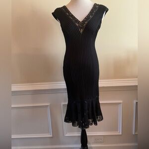 Tadashi Shoji Special Occasion Black Fitted Dress Lace Peplum Hem Size XS